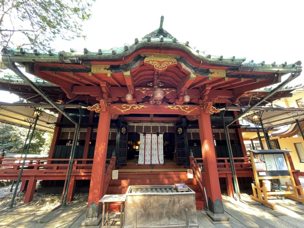 社殿②（赤坂氷川神社）