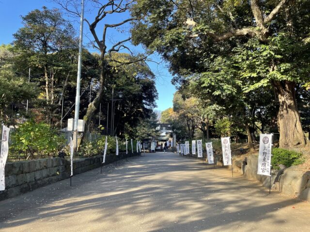入口前（上野東照宮）