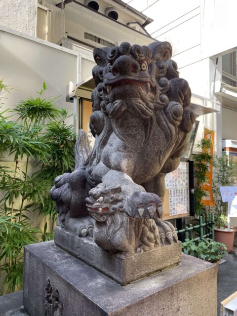 狛犬（烏森神社）