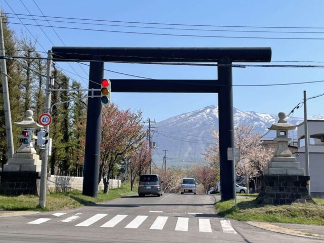 第一鳥居（岩内神社）