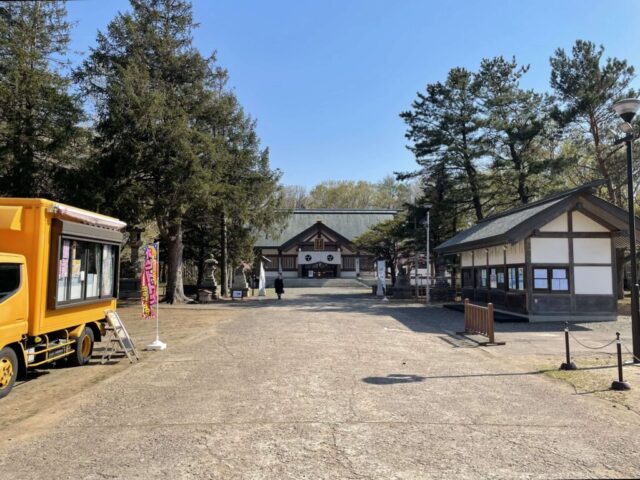 第三鳥居→「社殿」（岩内神社）