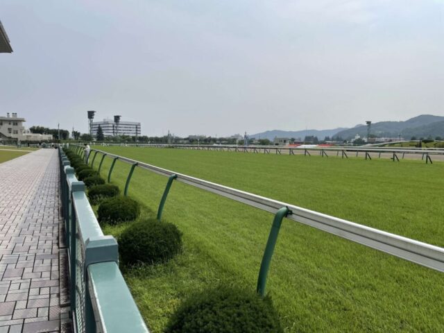 芝コース②（福島競馬場）