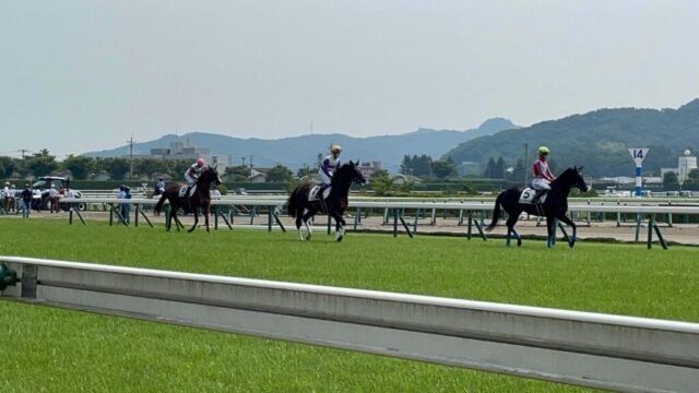 本馬場入場 1R（福島競馬場）