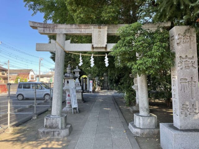 鳥居（御嶽神社）