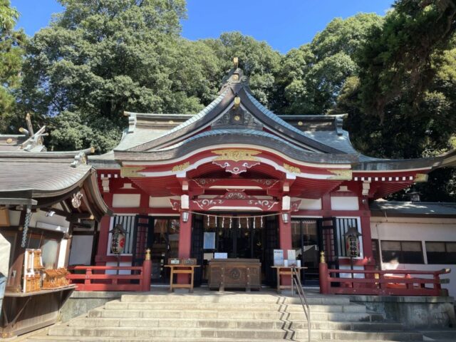 拝殿 前（日枝神社）