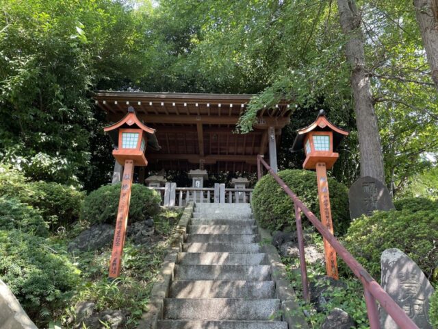 参道→「拝殿」③（御嶽神社）