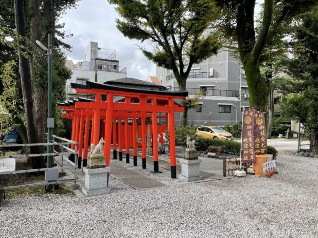 境内社（蛇窪神社）