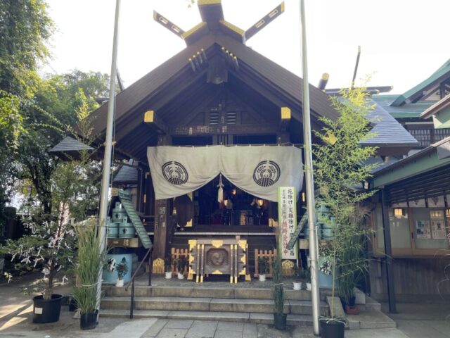 鳥居→「拝殿」（波除神社）