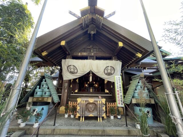 拝殿（波除神社）