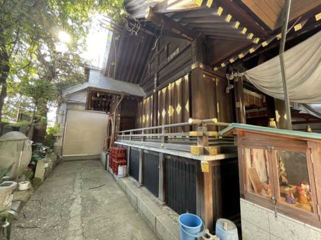 「拝殿」の左奥②（波除神社）