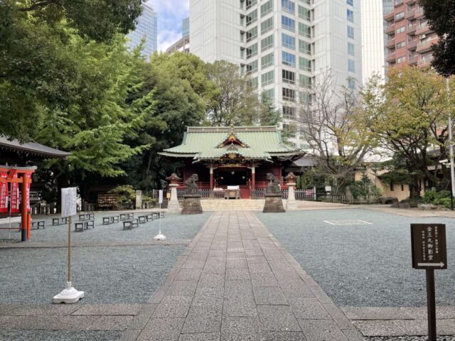 神門→「社殿」（金王八幡宮）