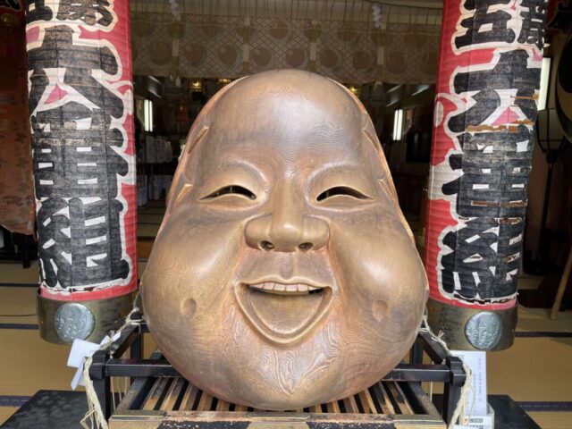 なでおかめ(鷲神社)