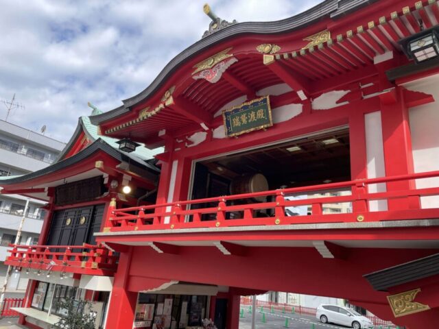 拝殿→「渡殿」(鷲神社)