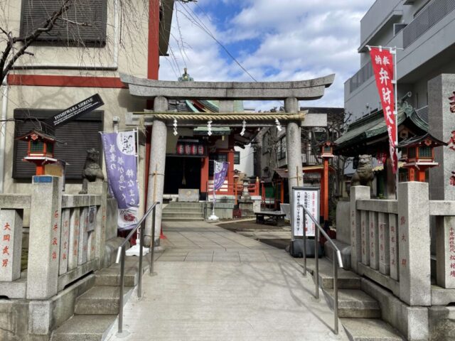 鳥居前②(吉原神社)