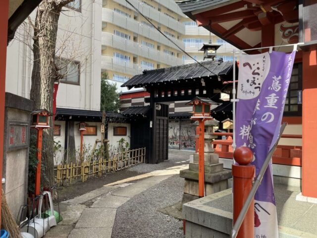拝殿前→「左参道」(吉原神社)