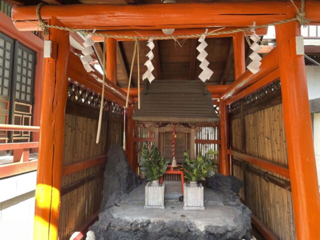 お穴さま③(吉原神社)