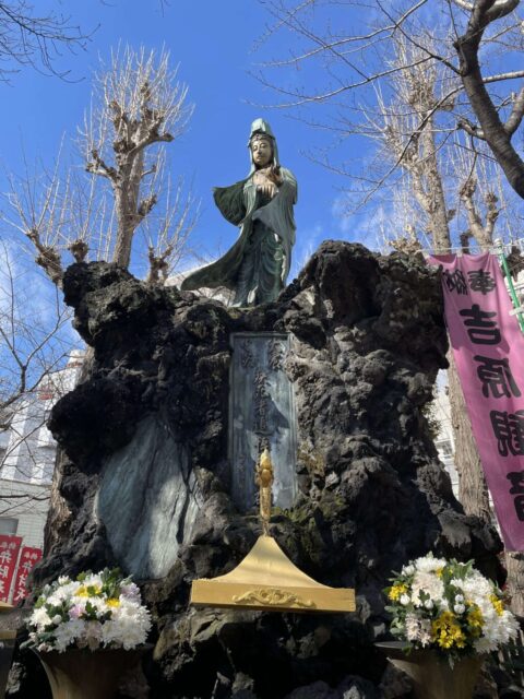 観音像②(吉原弁財天)