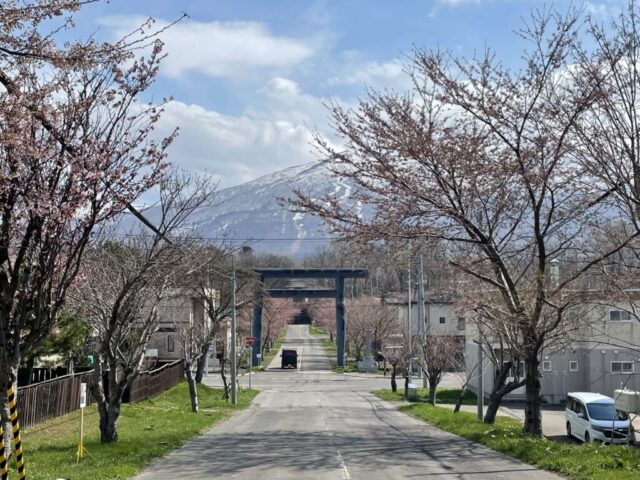 第二鳥居 前（岩内神社）