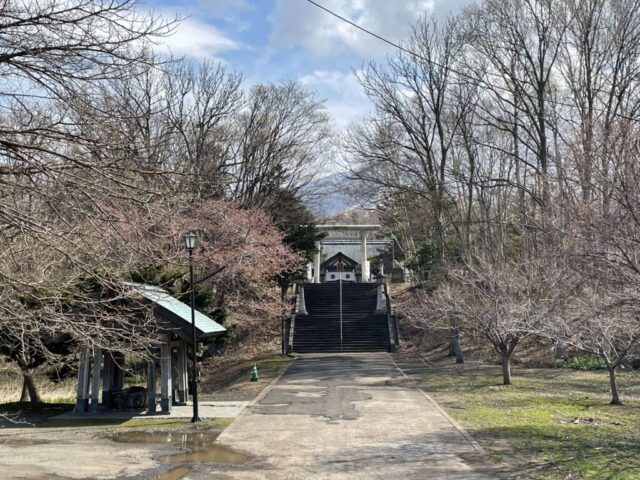 第三鳥居 前（岩内神社）