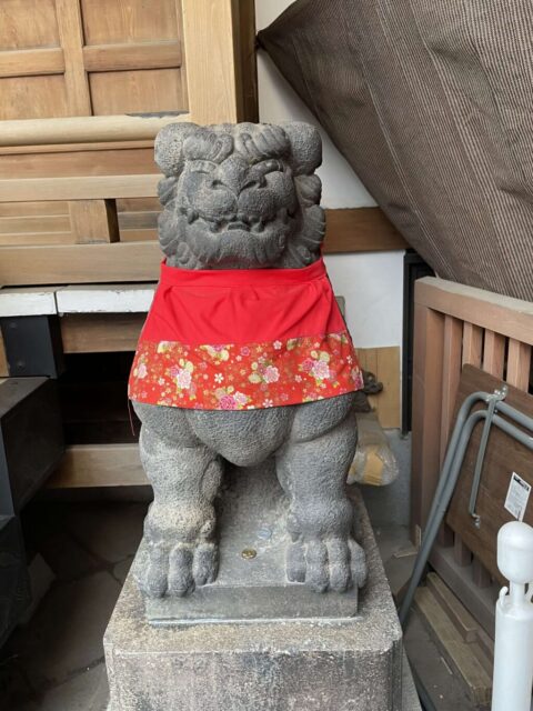 狛犬（小網神社）