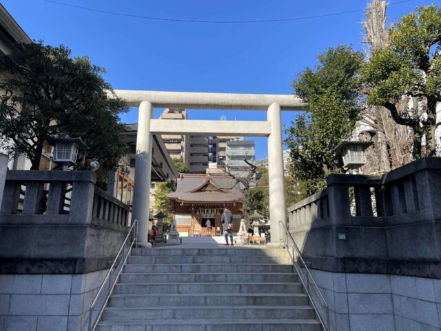 鳥居前(天祖神社)