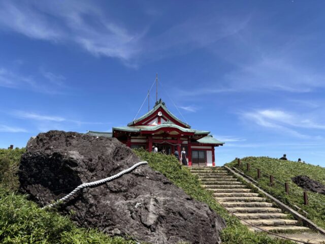 馬降石（箱根元宮）