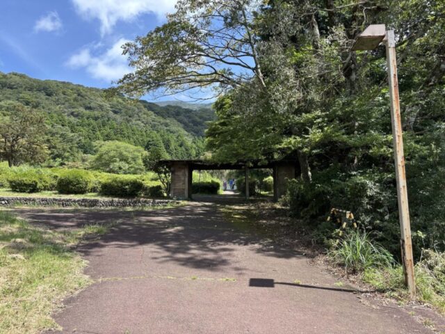 桟橋→「桟橋門」(九頭龍の森)