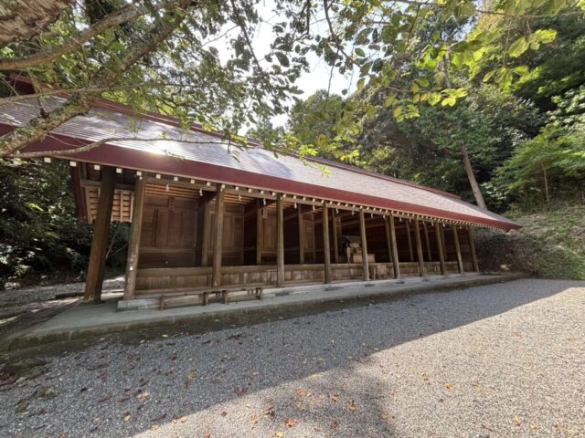 御仮屋(安房神社)