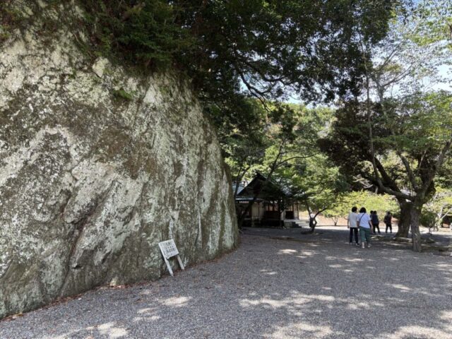 参道②(安房神社)