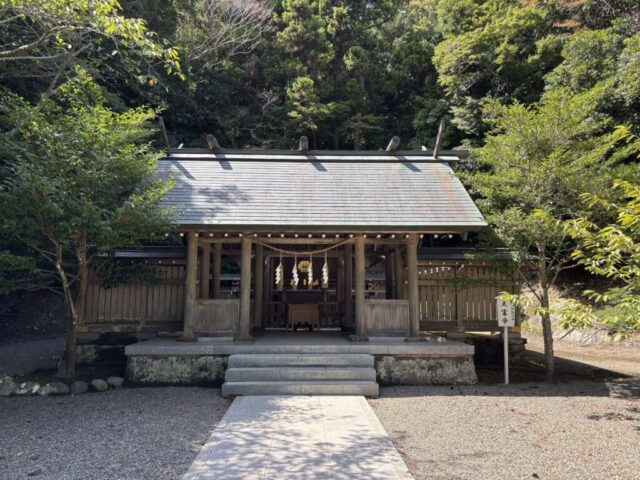 下の宮(安房神社)