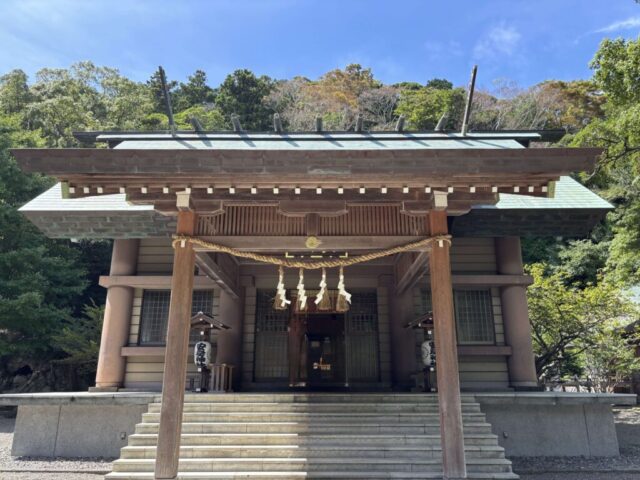 拝殿(安房神社)