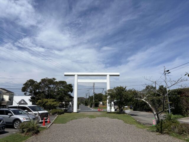 参道→「第一鳥居」②(安房神社)