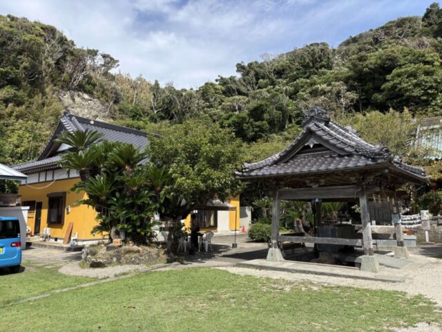 参道→「手水舎」(洲崎神社)