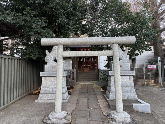 境内社（瀧野川八幡神社）