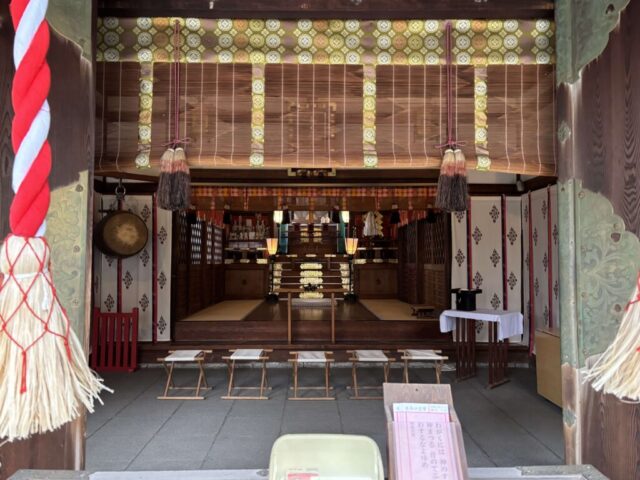 拝殿②（飛木稲荷神社）