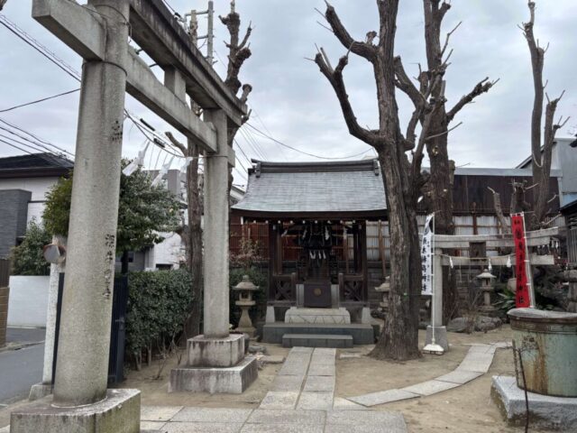 拝殿 左横②（飛木稲荷神社）