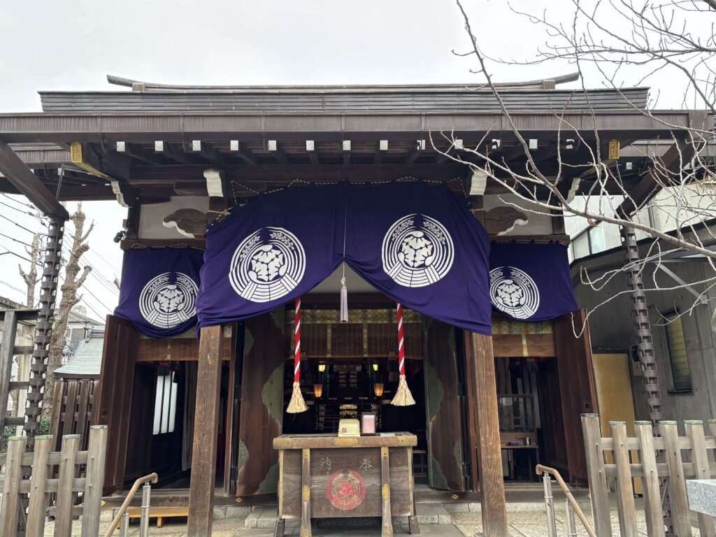 拝殿（飛木稲荷神社）