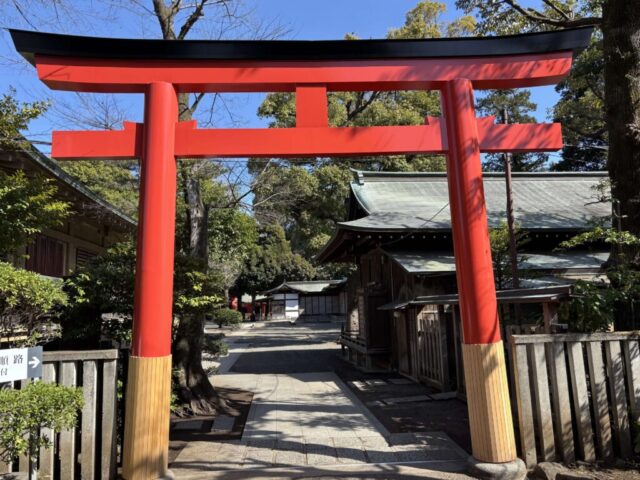 西鳥居（井草八幡宮）