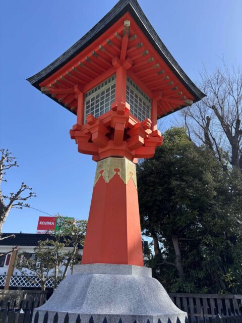 大灯籠（井草八幡宮）