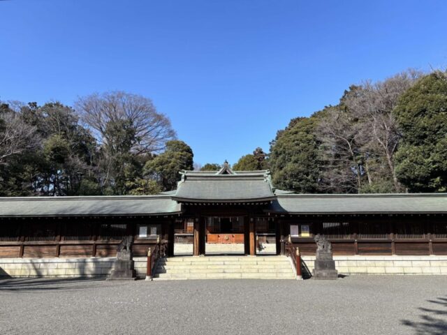 神門（井草八幡宮）