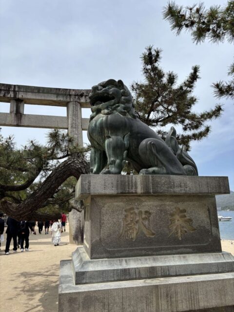 狛犬（厳島神社）