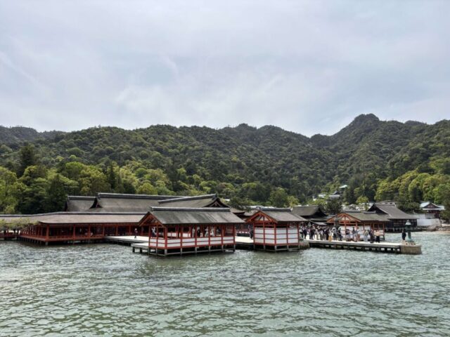 社殿（厳島神社）