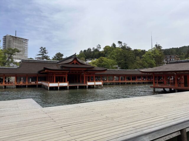 平舞台→「客神社」（厳島神社）