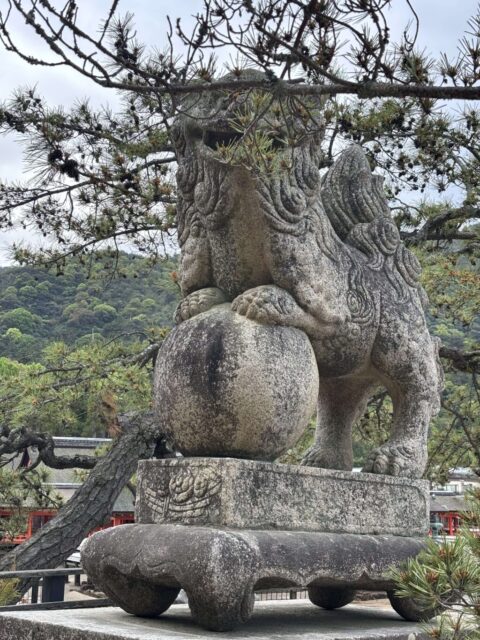 狛犬③（厳島神社）