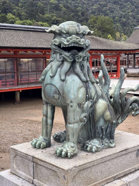狛犬④（厳島神社）