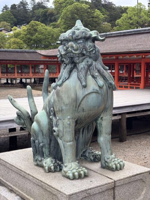狛犬④（厳島神社）