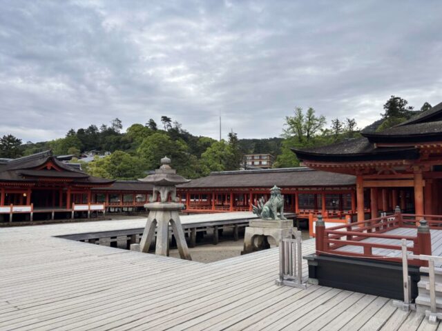 拝殿→「左」（厳島神社）