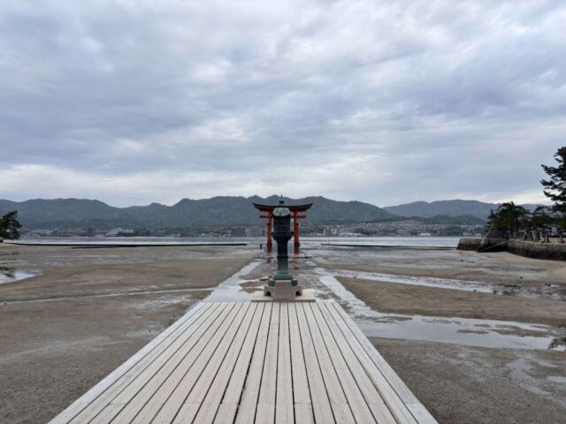 先端→「大鳥居」（厳島神社）