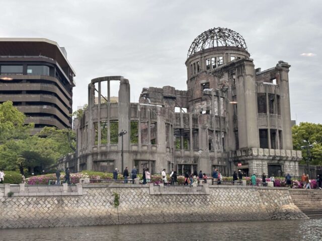 高速船→「原爆ドーム」」(広島市)
