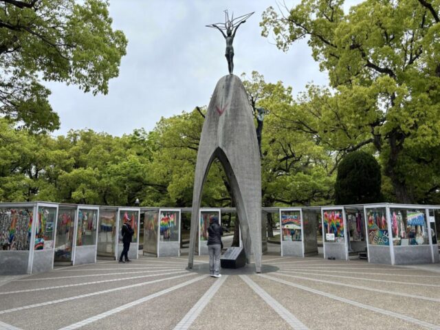 原爆の子の像(平和記念公園)